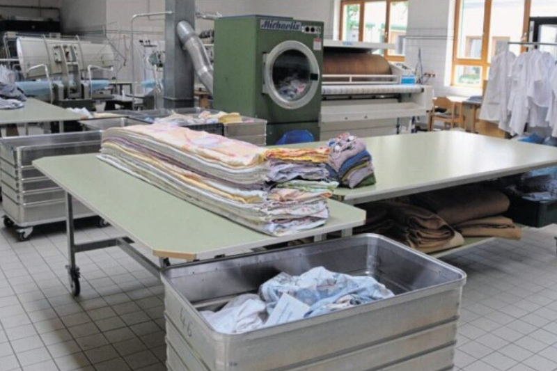 Blick in die frühere Wäscherei der Stiftlandwerkstätten in Mitterteich.