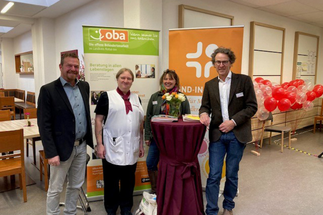 Die Aktionsgemeinschaft Kind in Not e.V. informierte über ihre Arbeit und über das Angebot der Offenen Behindertenarbeit (oba).